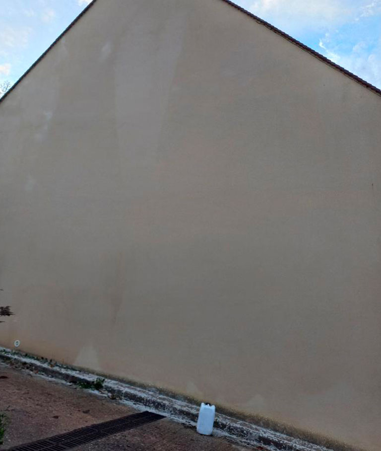 Artisan couvreur pour tous vos travaux de couverture à Montesson - Établissement Broly dans les Yvelines (78) Artisan couvreur pour tous vos travaux de couverture à Montesson - Établissement Broly dans les Yvelines (78)