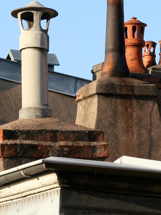 Ramonage et rénovation de cheminée à Montesson - Établissement Broly dans les Yvelines (78) Ramonage et rénovation de cheminée à Montesson - Établissement Broly dans les Yvelines (78)