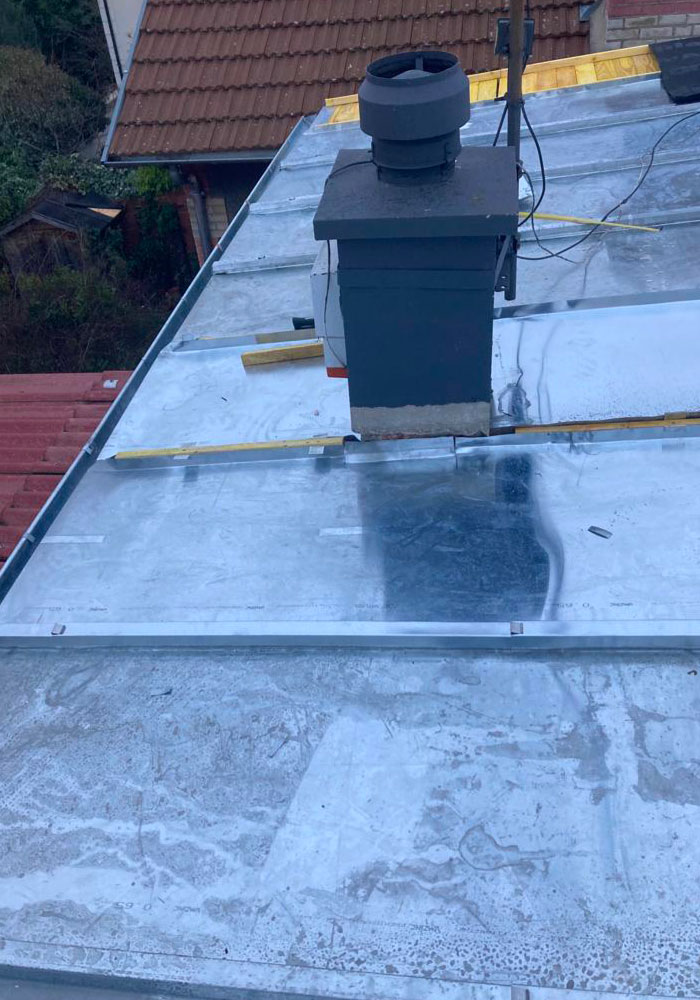 Travaux de zinguerie à Montesson - Établissement Broly dans les Yvelines (78) Travaux de zinguerie à Montesson - Établissement Broly dans les Yvelines (78)
