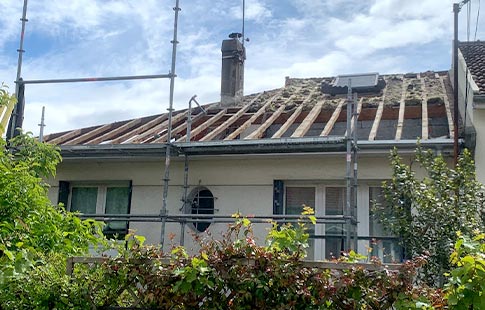 Charpente et traitement de charpente à Montesson- Établissement Broly dans les Yvelines (78) Charpente et traitement de charpente à Montesson- Établissement Broly dans les Yvelines (78)